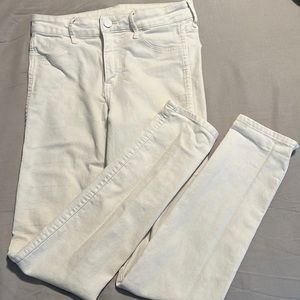 H&M white skinny ankle jeans